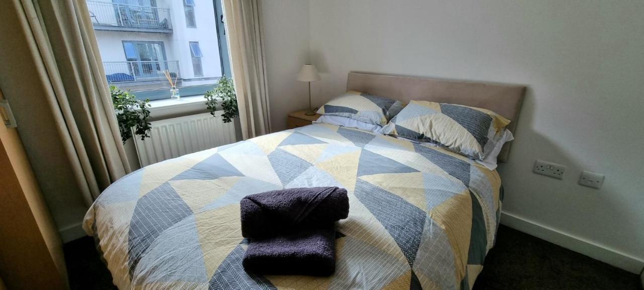 360 Serviced Accommodations - Colchester Marine Quay - 1 Double Bedroom Apartment Eksteriør bilde
