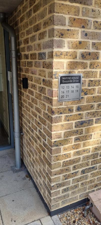 360 Serviced Accommodations - Colchester Marine Quay - 1 Double Bedroom Apartment Eksteriør bilde