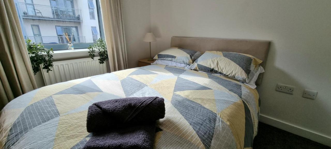 360 Serviced Accommodations - Colchester Marine Quay - 1 Double Bedroom Apartment Eksteriør bilde
